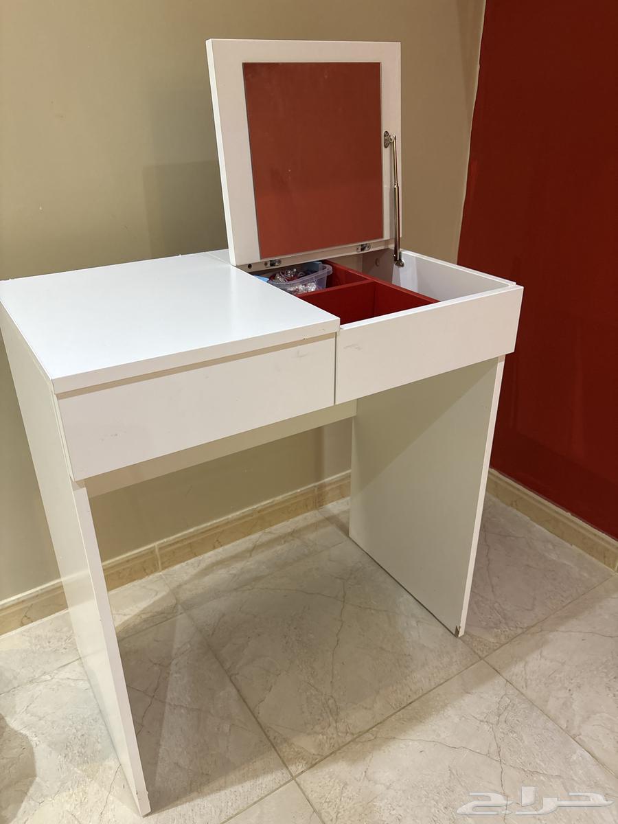 Dressing table64208900964482113