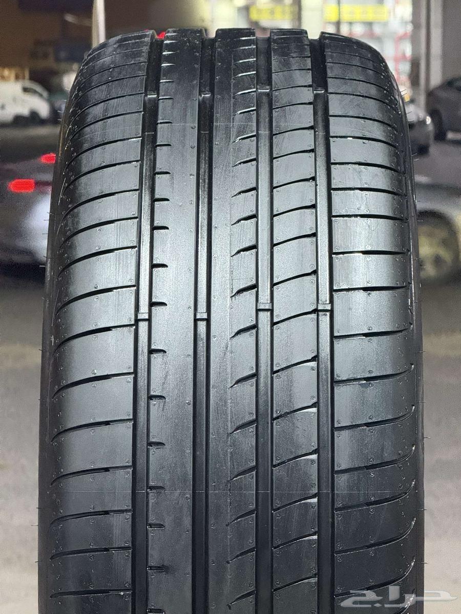 275 45 20 كفرات رنجروفر شبة الجديدة بزرعها جودير64406681730689110