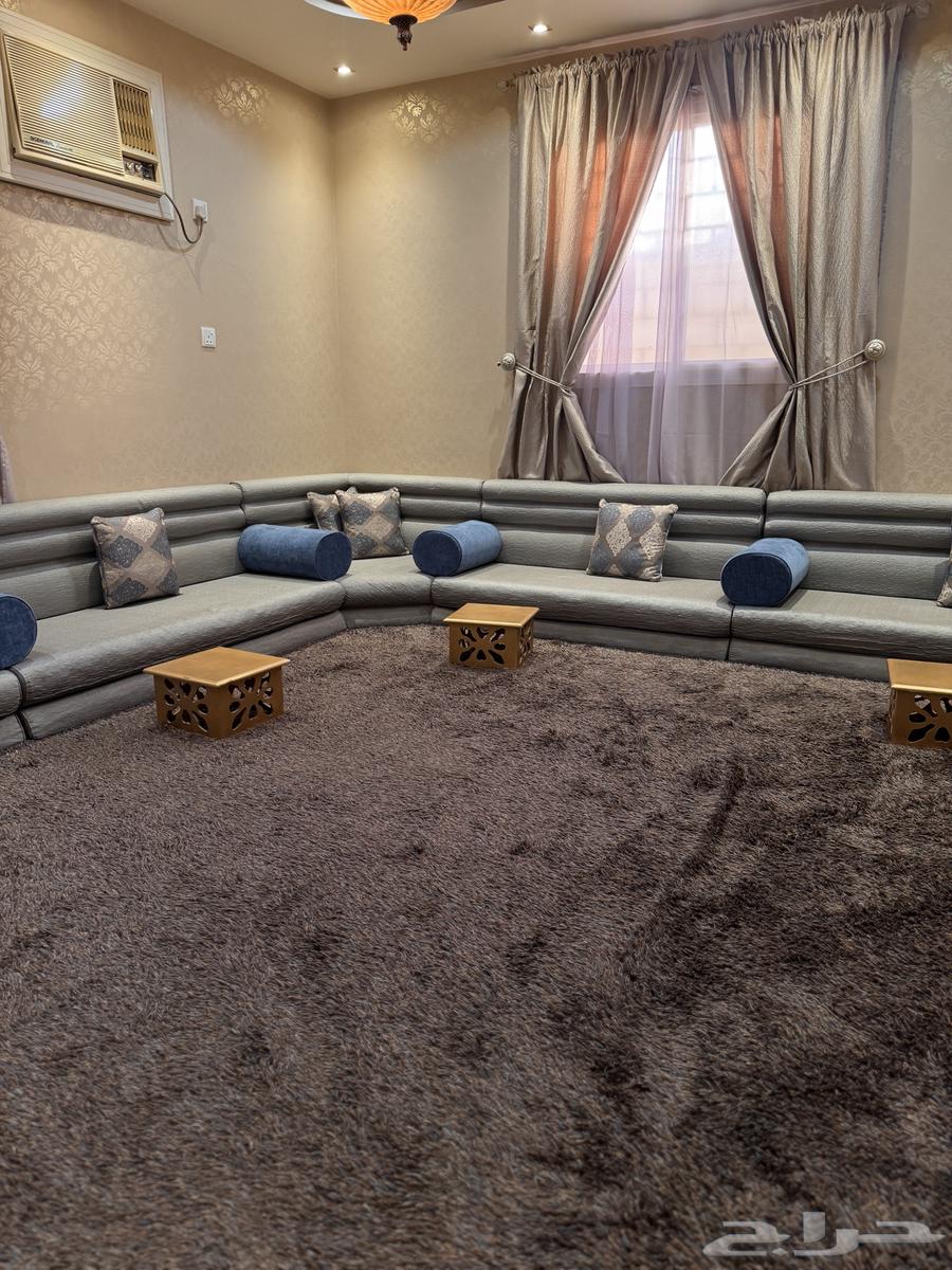 Complete floor seating majlis with cushions and tables64212544532355110