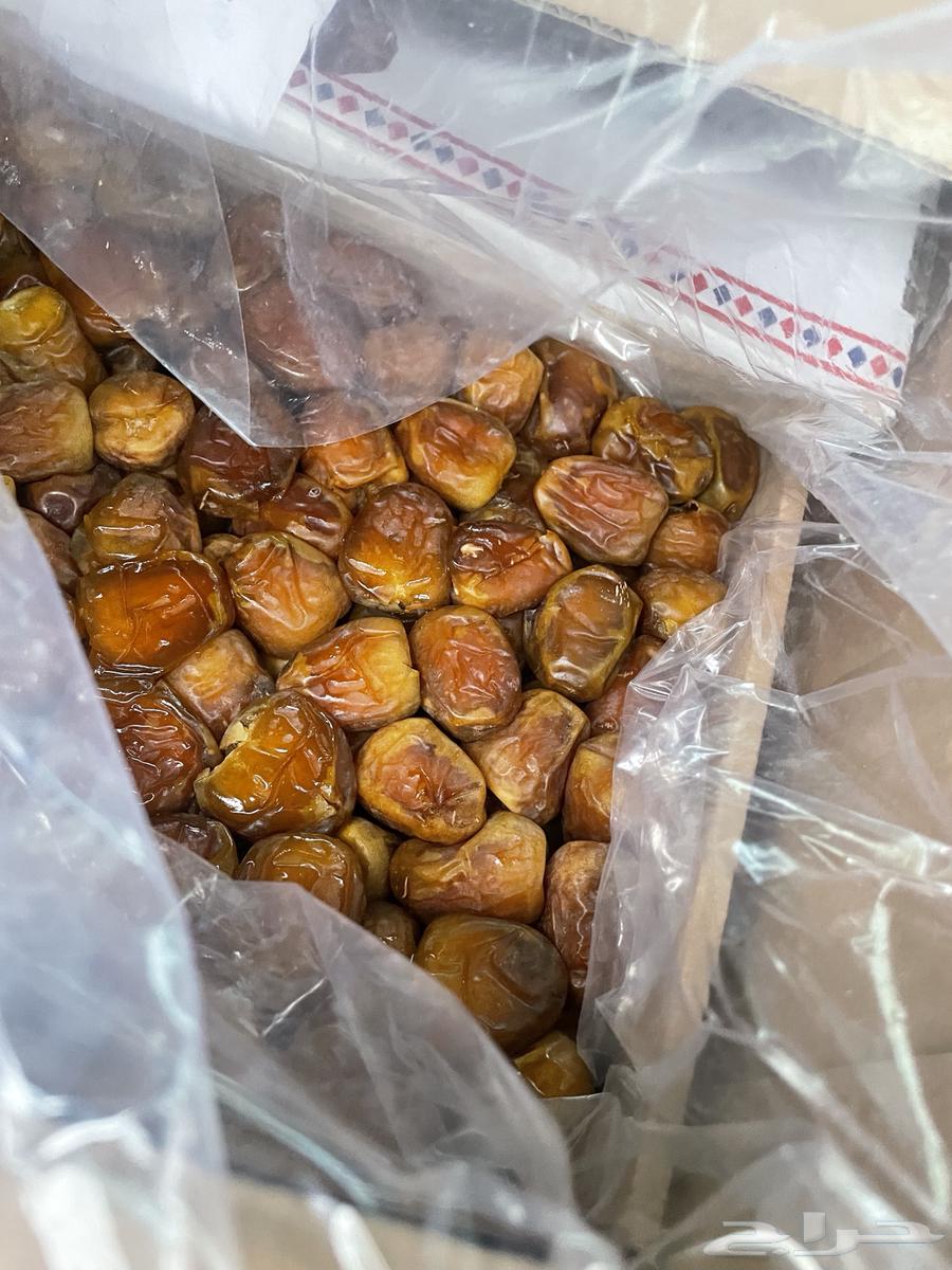 تمر جلكسي ملكي درجه اولى64222979448193110