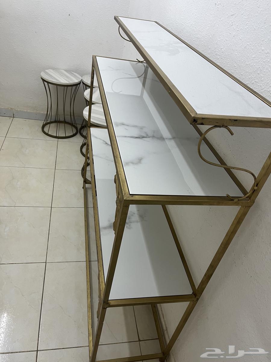 Three-tier reception table and four wooden service tables64231839322113111