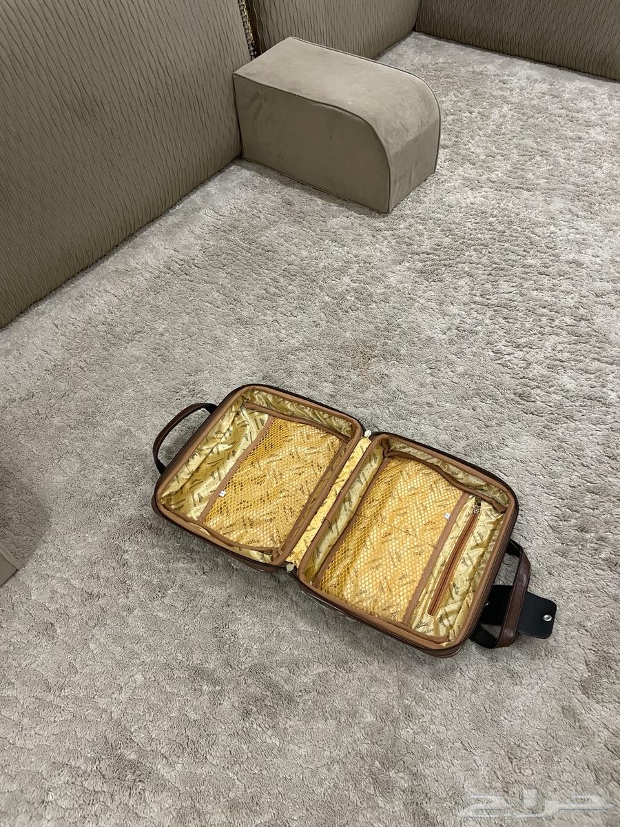 شنطة مكياج للبيع64230472894850111