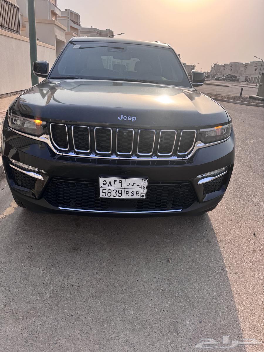 جيب جراند شيروكي لمتد بلس 2023 للتنازل64404903480961111
