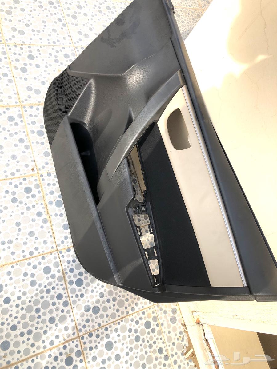 ديكور باب امامي يمين كرولا64405569042307110