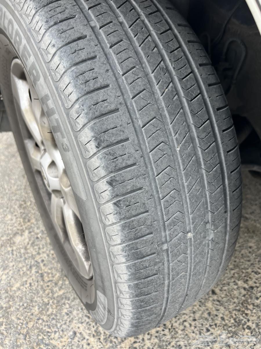 Tires size 235 65 17 date 24 new64404638830338111