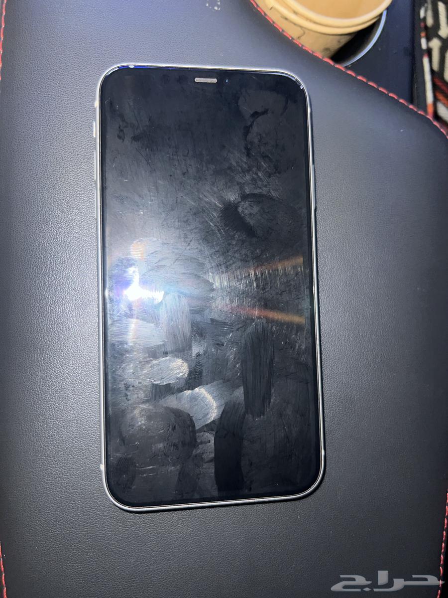 ايفون 11 64 نظيف جدا64228747893635110