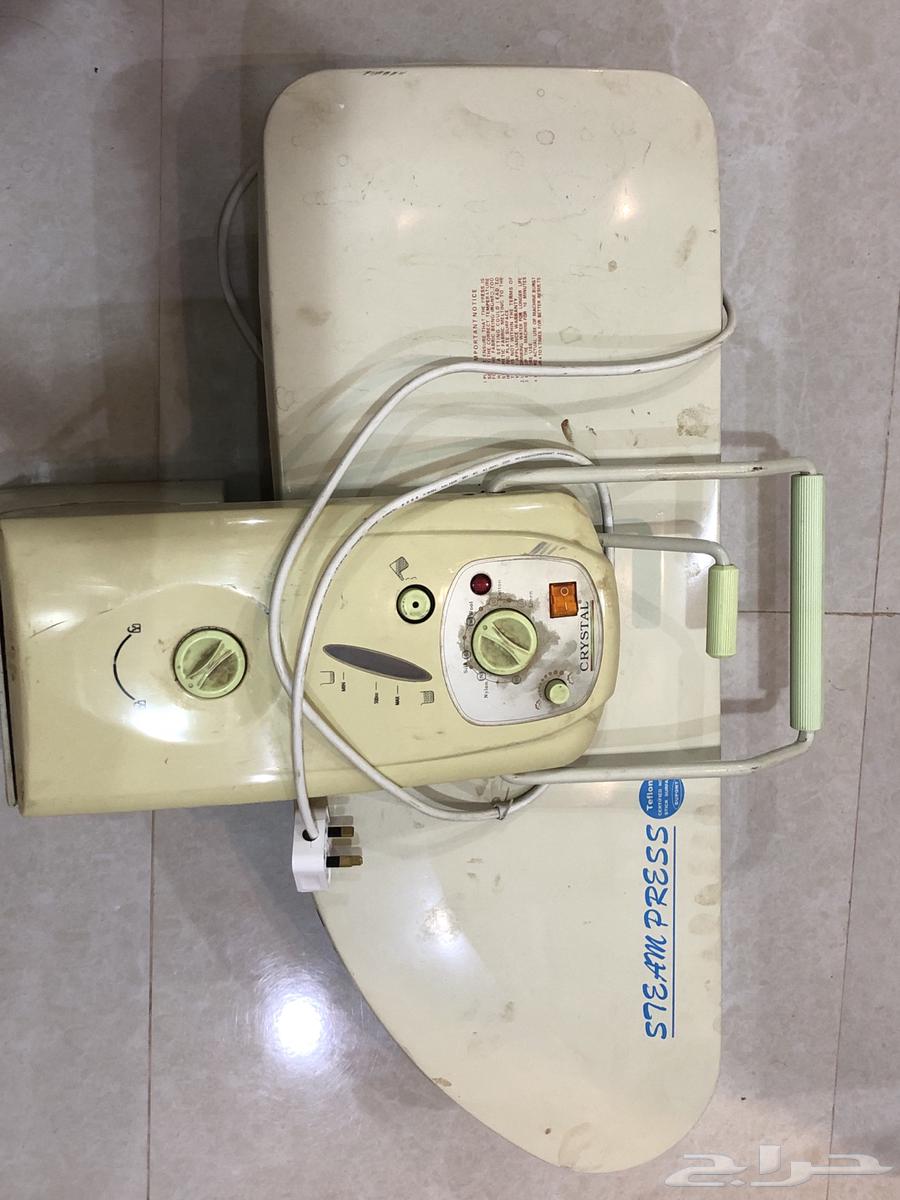 طاوله طعام وسرير وكاويه ملابس64218790564865113