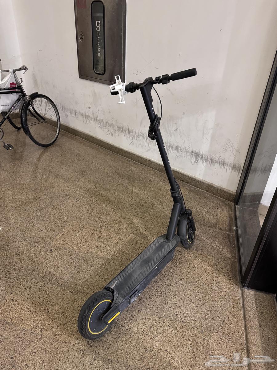 سكوتر كهربائي للبيع64218604279937110