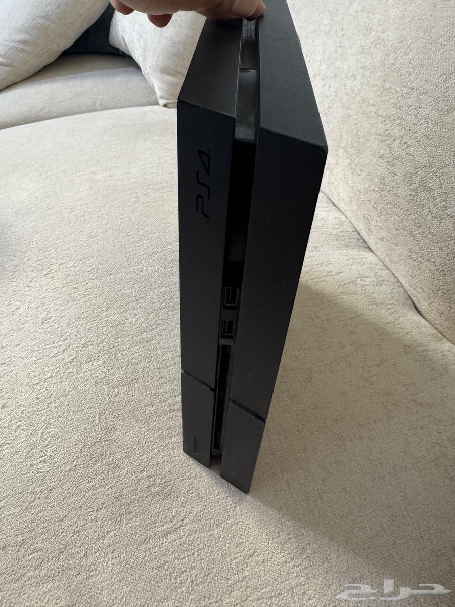 بلايستيشن 4 للبيع 1 تيرا64221095239682113