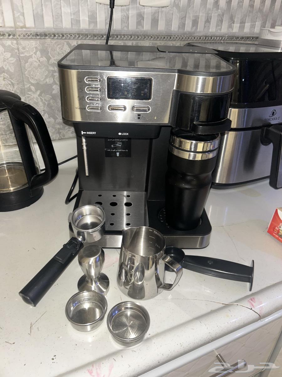 صانعة قهوة64204942174081110
