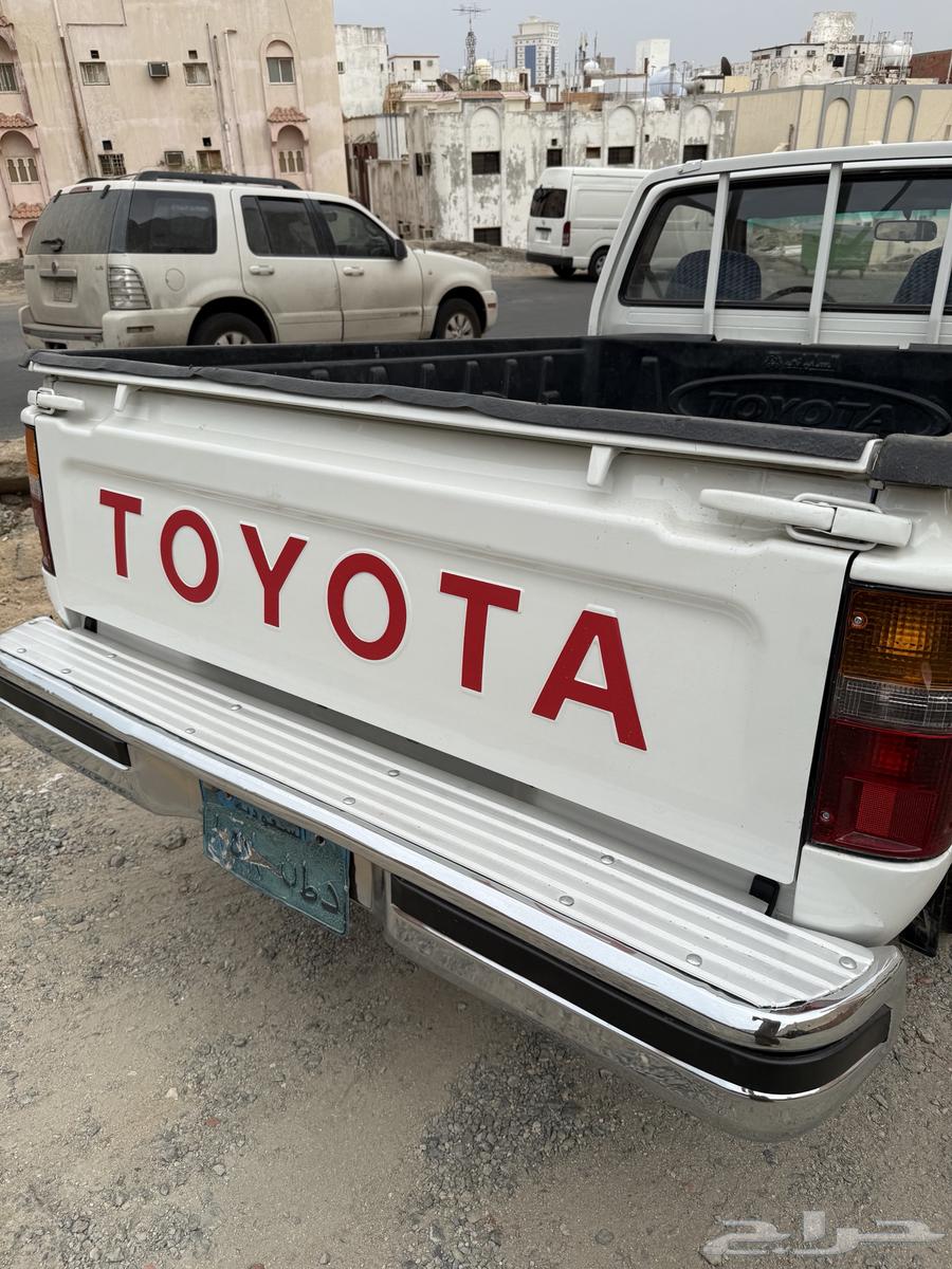 للبيع هايلكس موديل 92 مخزن64404666736642113