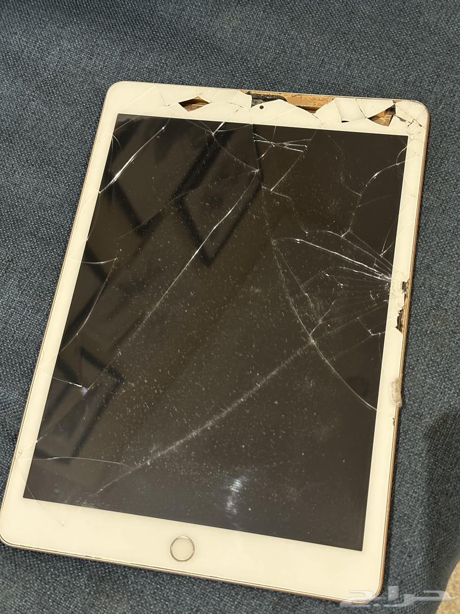 iPad 7th generation, golden color, 128GB64229479330179111