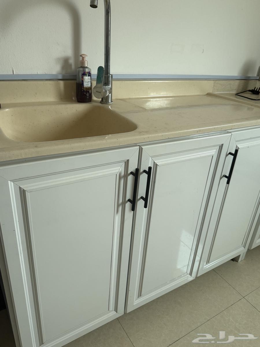 دولاب مطبخ كورنر للبيع نظيف جدا64214930966147110