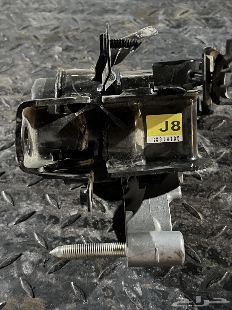 للبيع كرسي مكينه كامري فوق ودوده 202564407993298307112