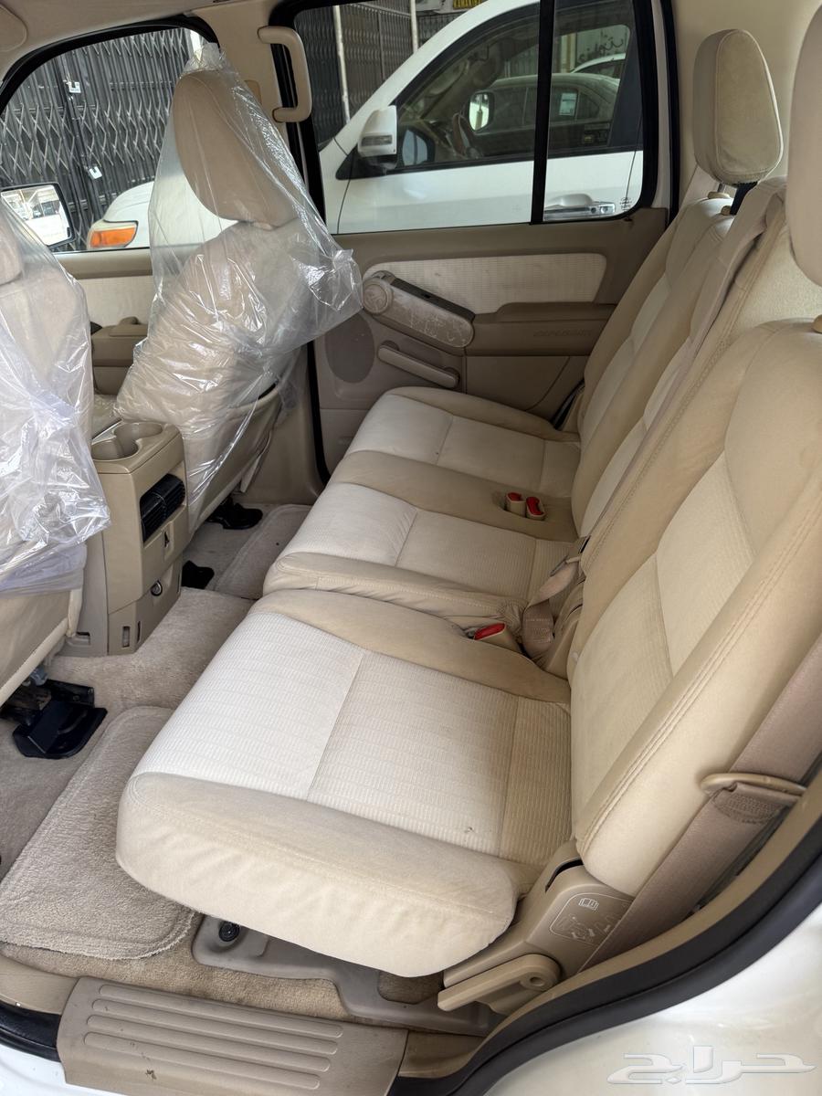 اكس بلور ابيض دبل المحركات زينه والبدي وسط استماره باقي فيه64401717032322113