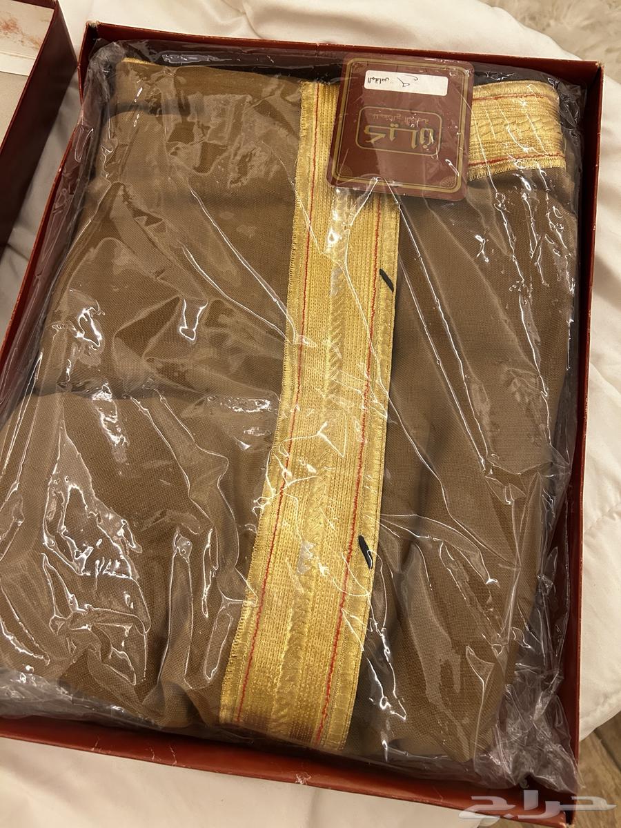 بشت مشلح بني ما استخدم نهائيا لسه بكرتونه64218217679363110