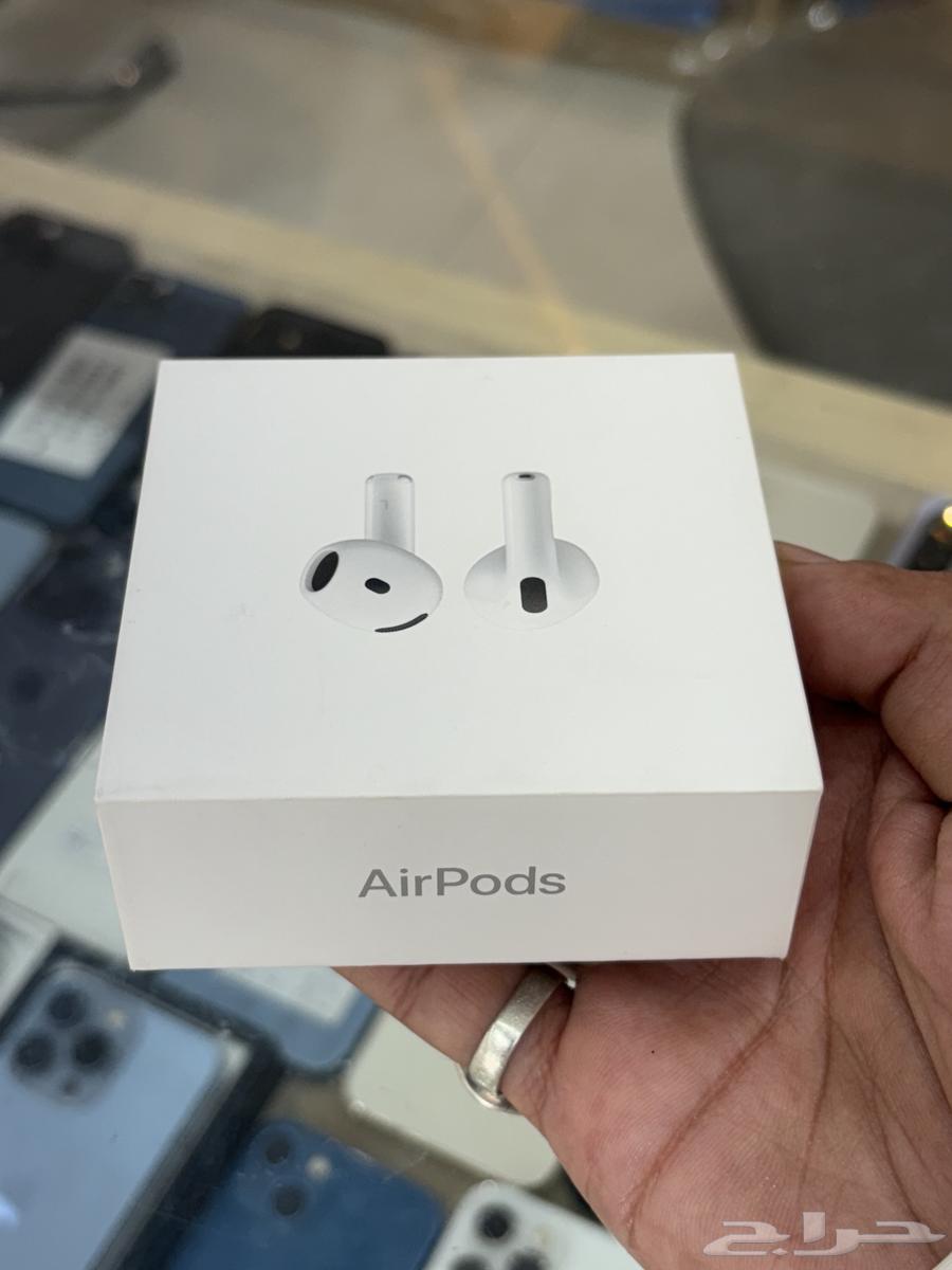 Apple Earbuds 4th Generation, New in Box, Never Opened64217291036033110