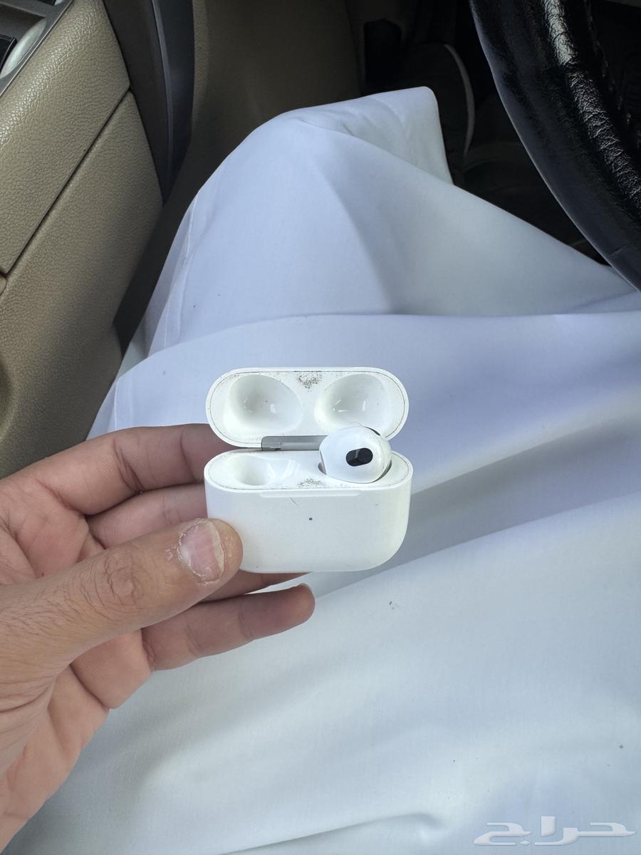 Third-generation earbuds (without repeater)64214478047107110