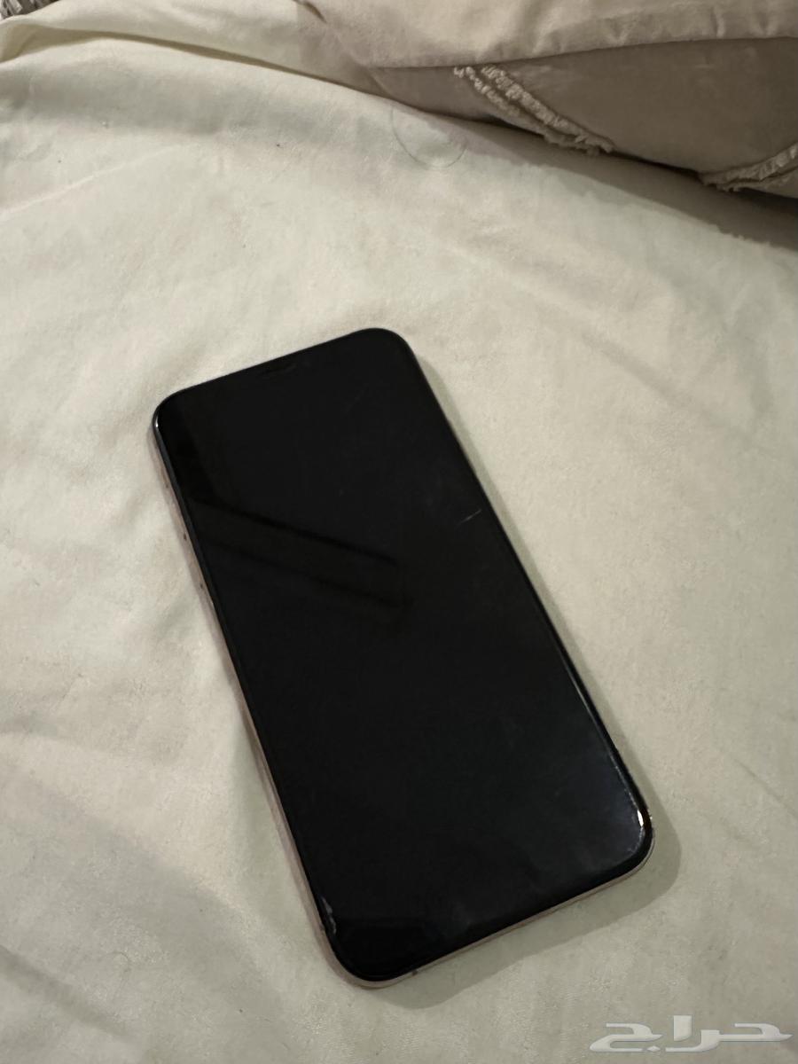 ايفون xs ذهبي64227871061762112
