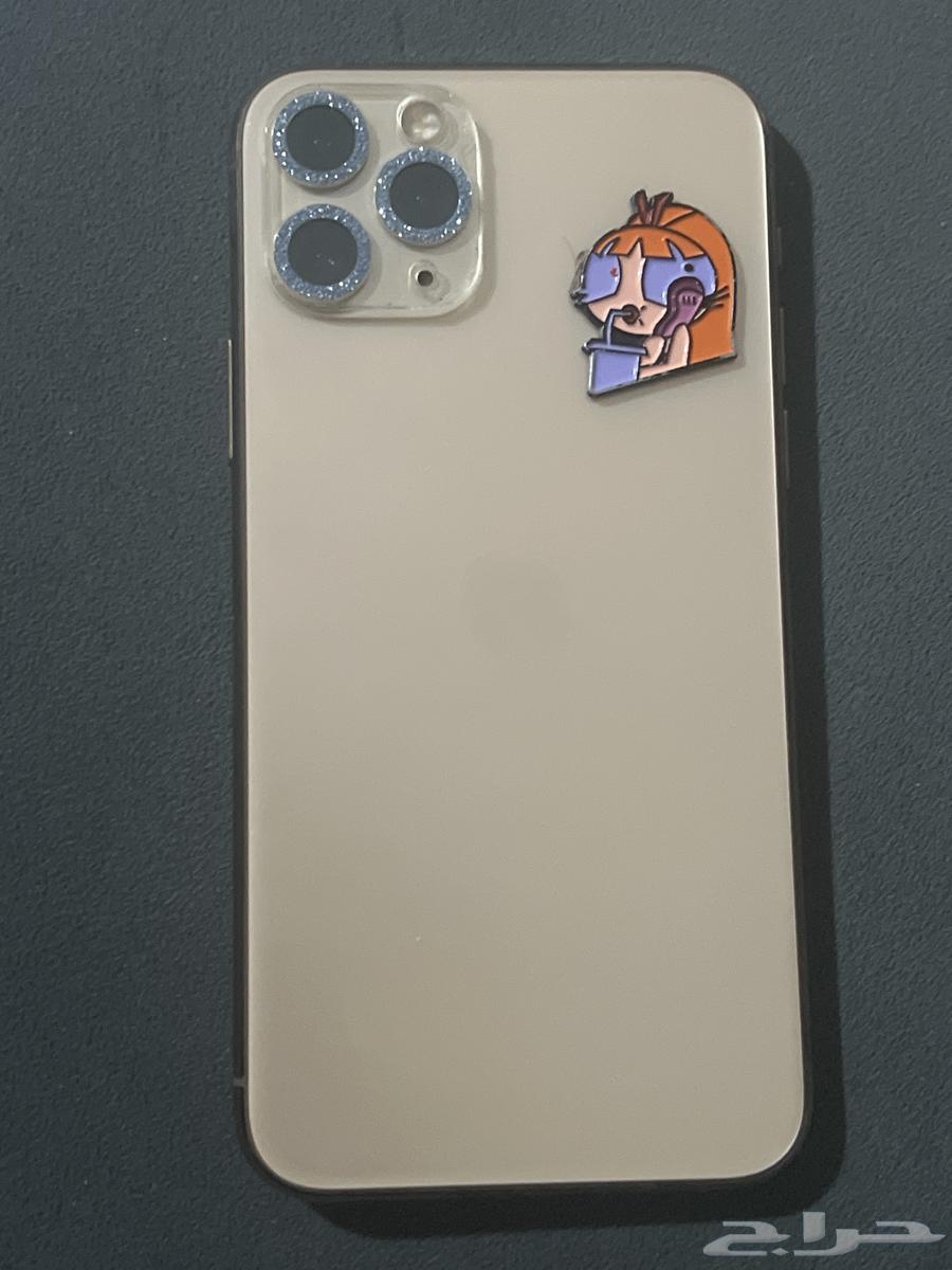 ايفون 11 برو لون ذهبي استعمال خفيف64225996824193111