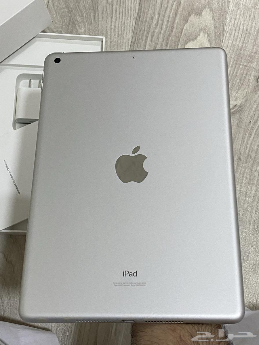 9th generation iPad, clean, like new, hardly used64216849079425114