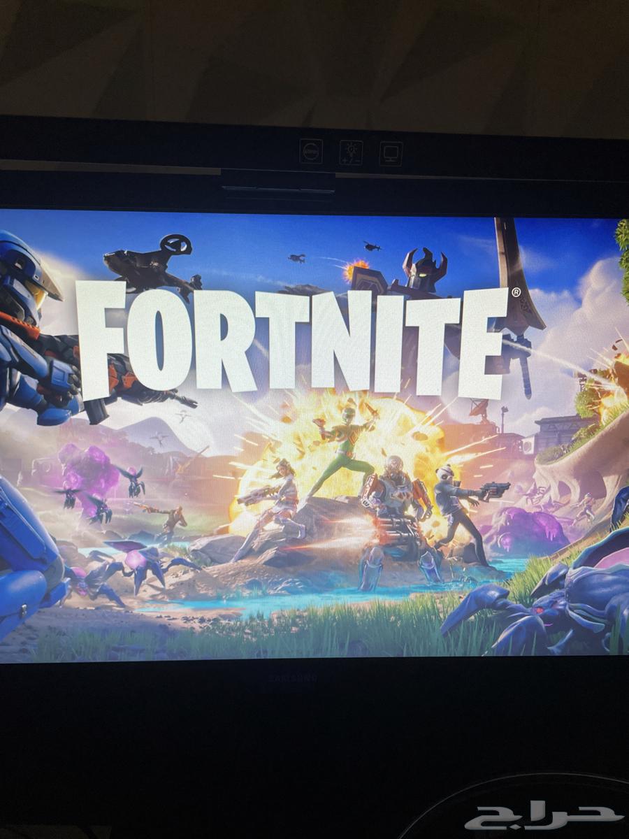 Sony 4 used, clean with new controller, owned for a week64221909175683112