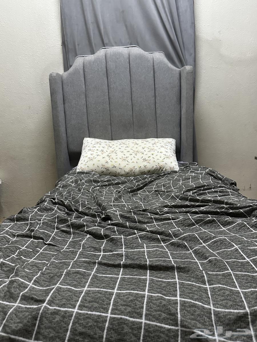 سرير نفر للبيع شبه جديد64229295637890110