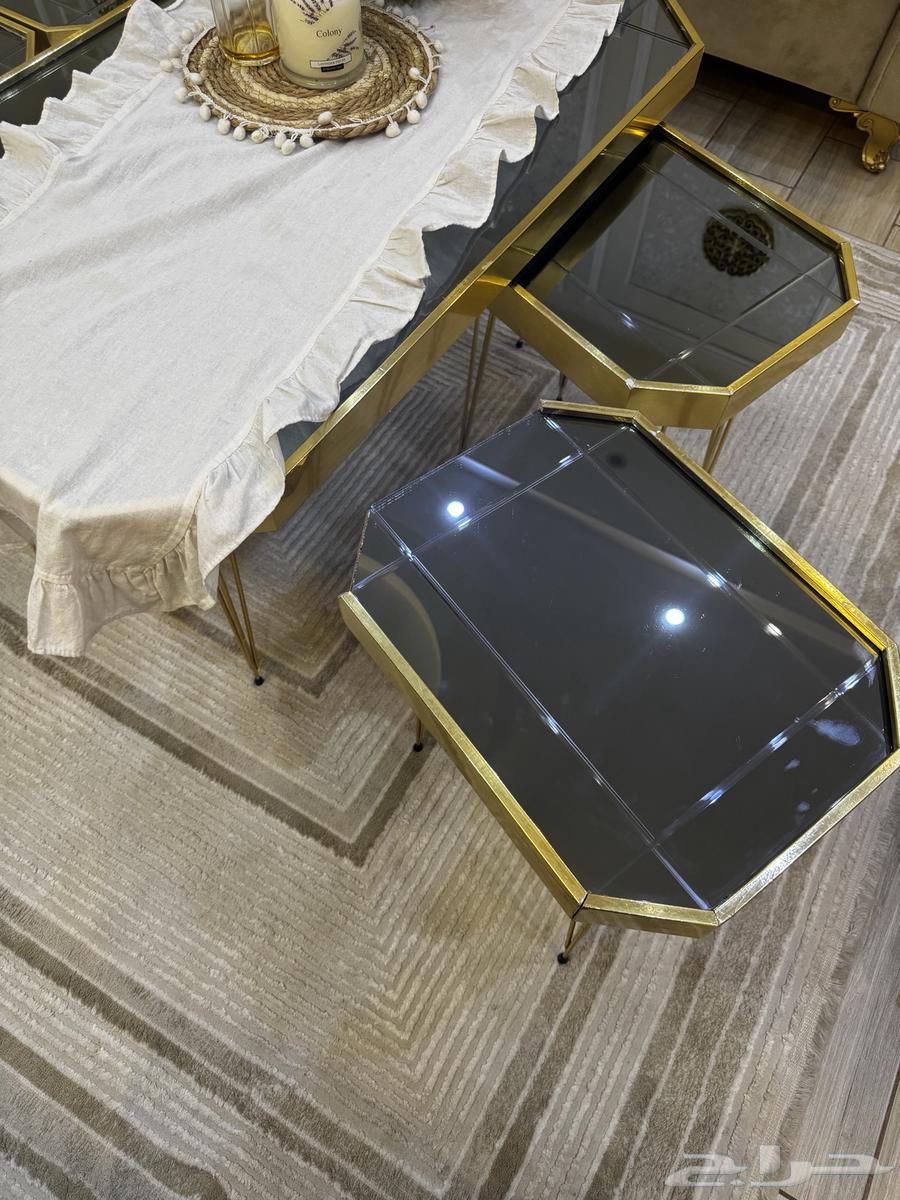 طقم كنب و طاولات للبيع الكنب64230473216258113