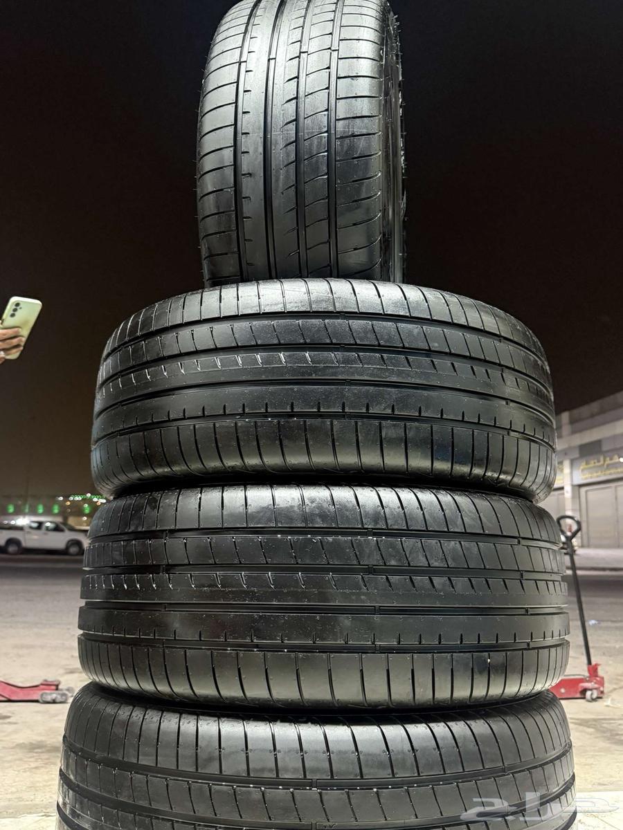 275 45 20 كفرات رنجروفر شبة الجديدة بزرعها جودير64406681730689114