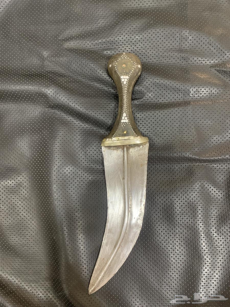 جنبيه قرن قديمه السله الظاهر مسمار السوم70064228938434050113