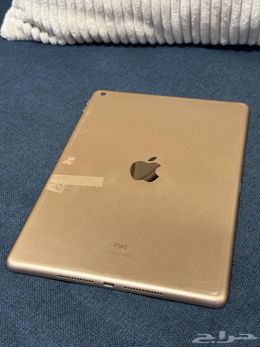 iPad 7th generation, golden color, 128GB64229479330179112
