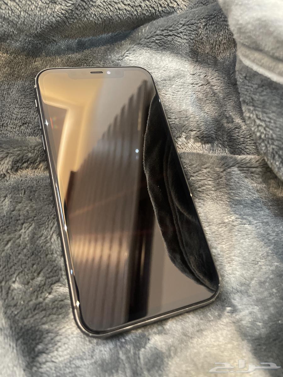 iPhone 11 black color device burned the code needs to be formatted64208701972481110