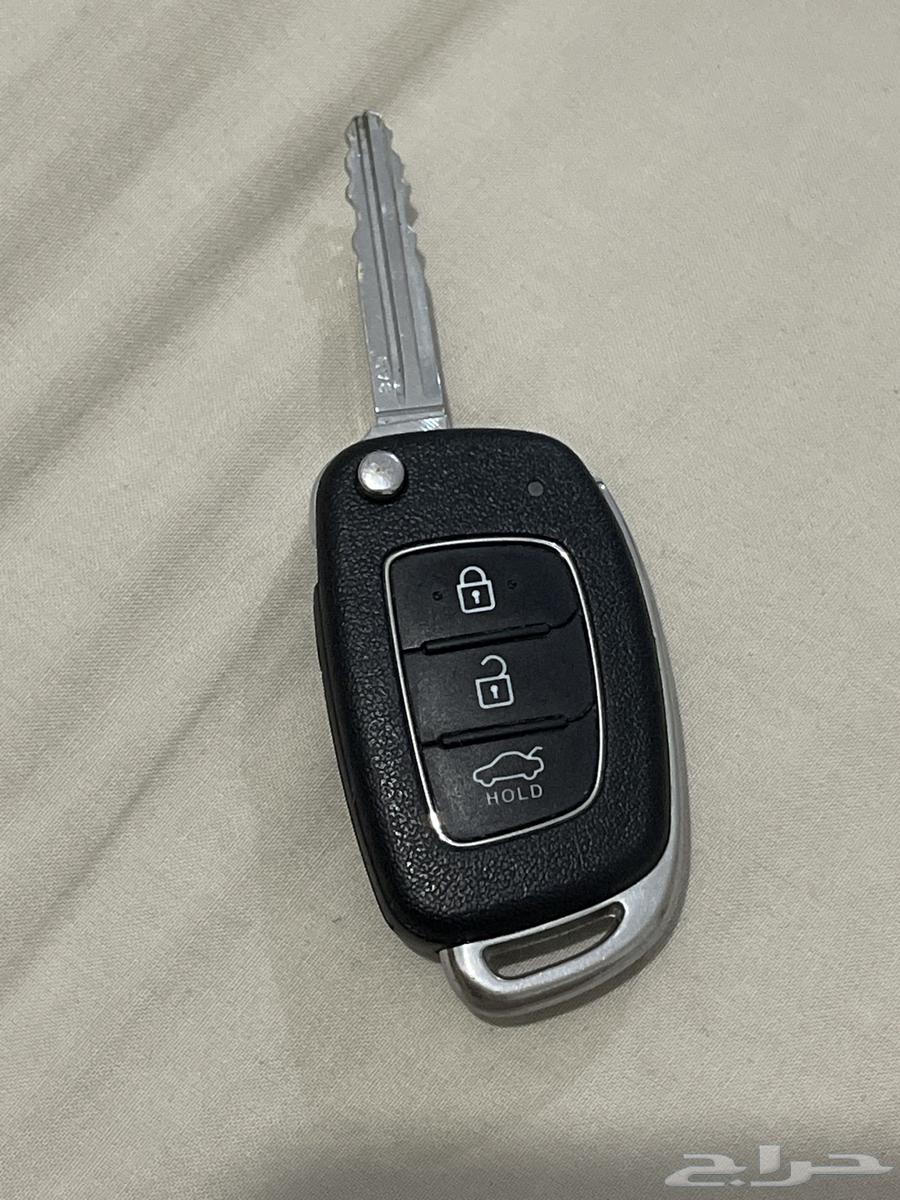 Accent remote control from 2012 to 2017, original agency, almost new64404208516865111