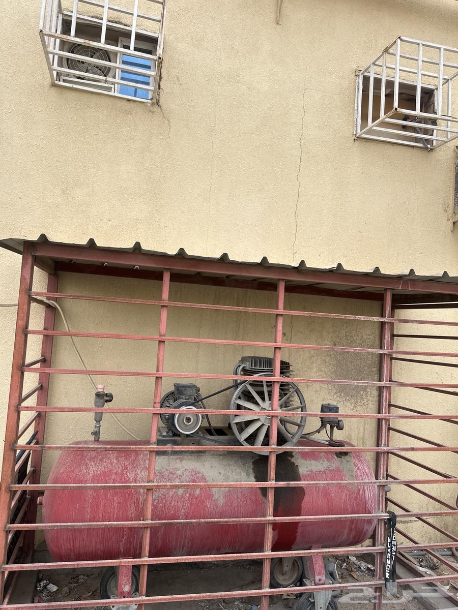 للبيع كمبروسر هواء كبير 12 بار إيطالي64208716313217111