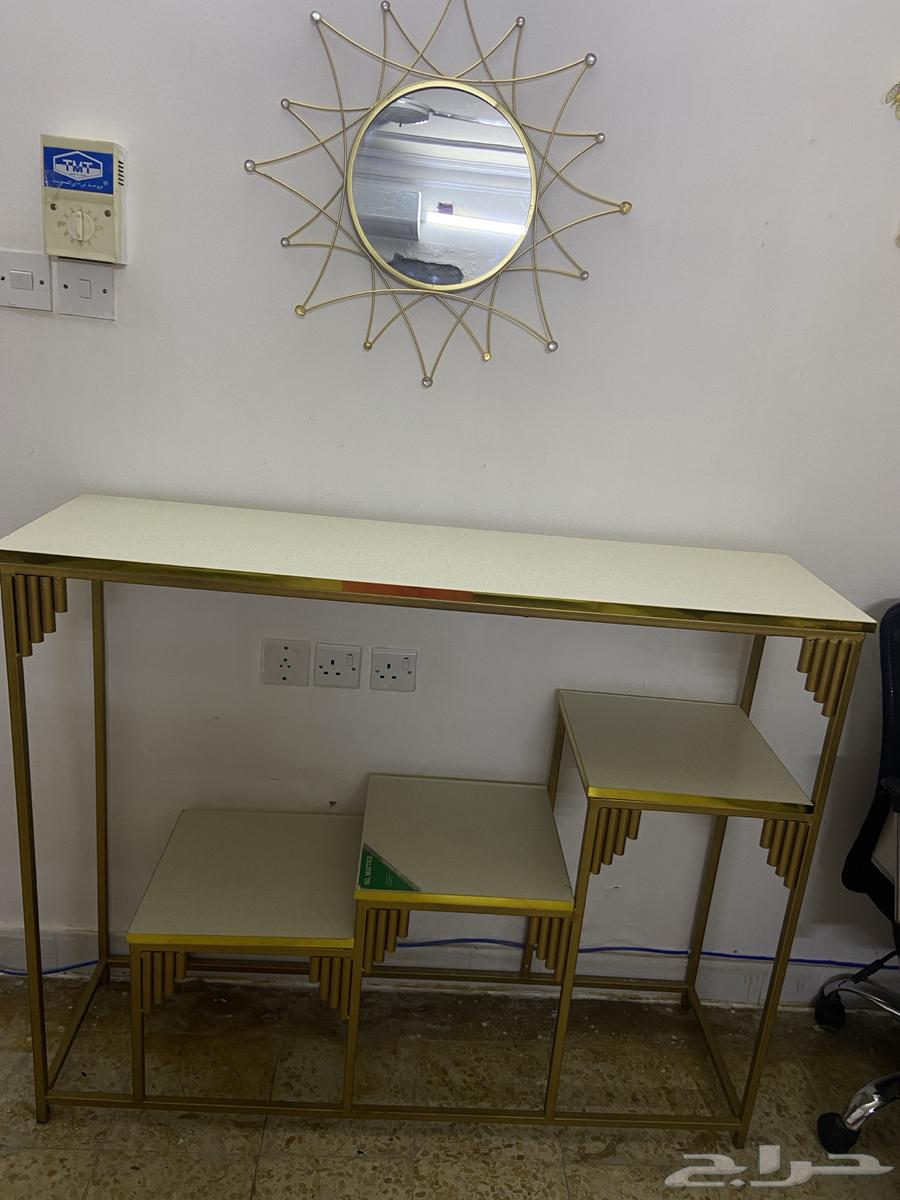 طاولة مدخل64230139972737110