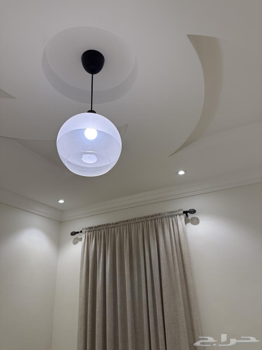 للبيع دولاب وسرير وستارة64222787359362114