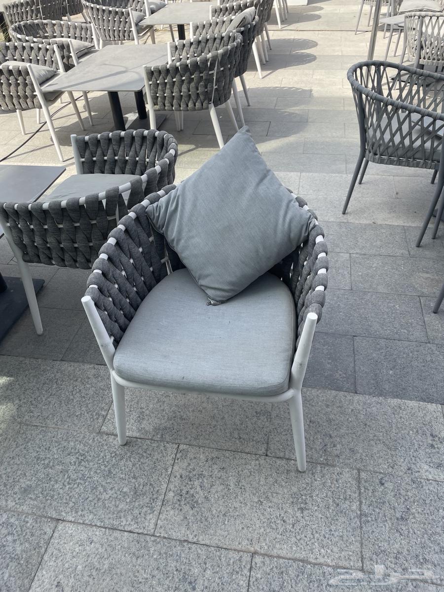 Lounge and cafe chairs and tables64217301903235111