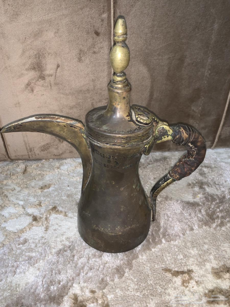 مجموعة دلال قديمه ونجور هاون لمحبي التراث64228938314499113