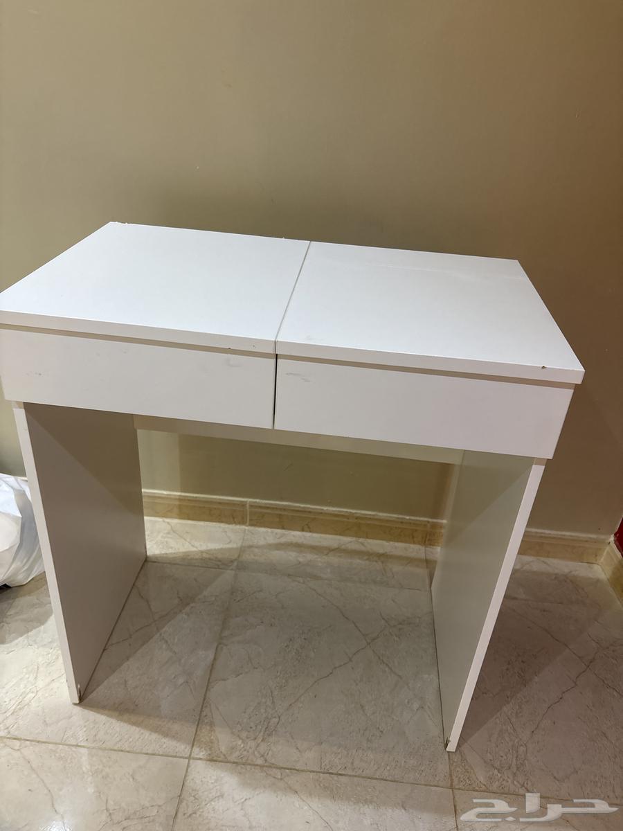 Dressing table64208900964482110