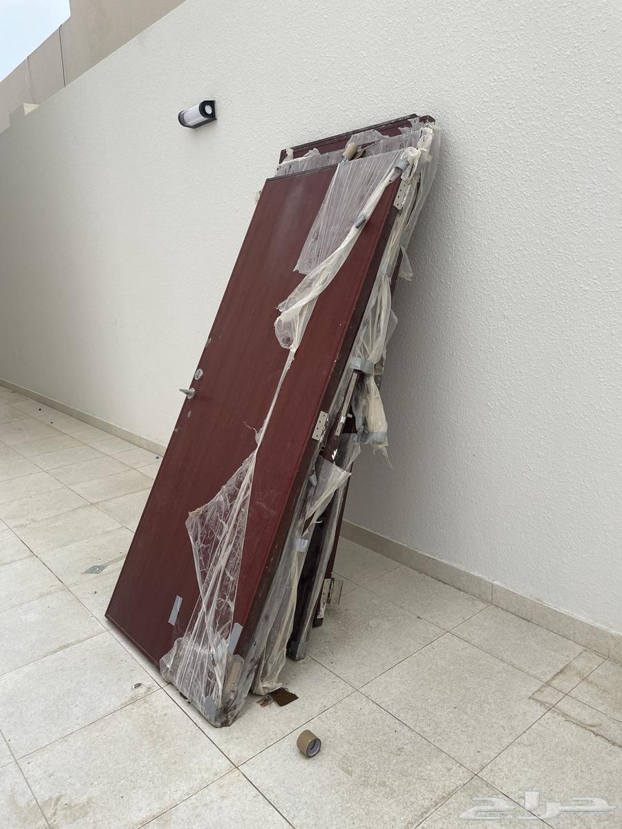 ابواب خشب جديده البيع مستعجل64214012494081111