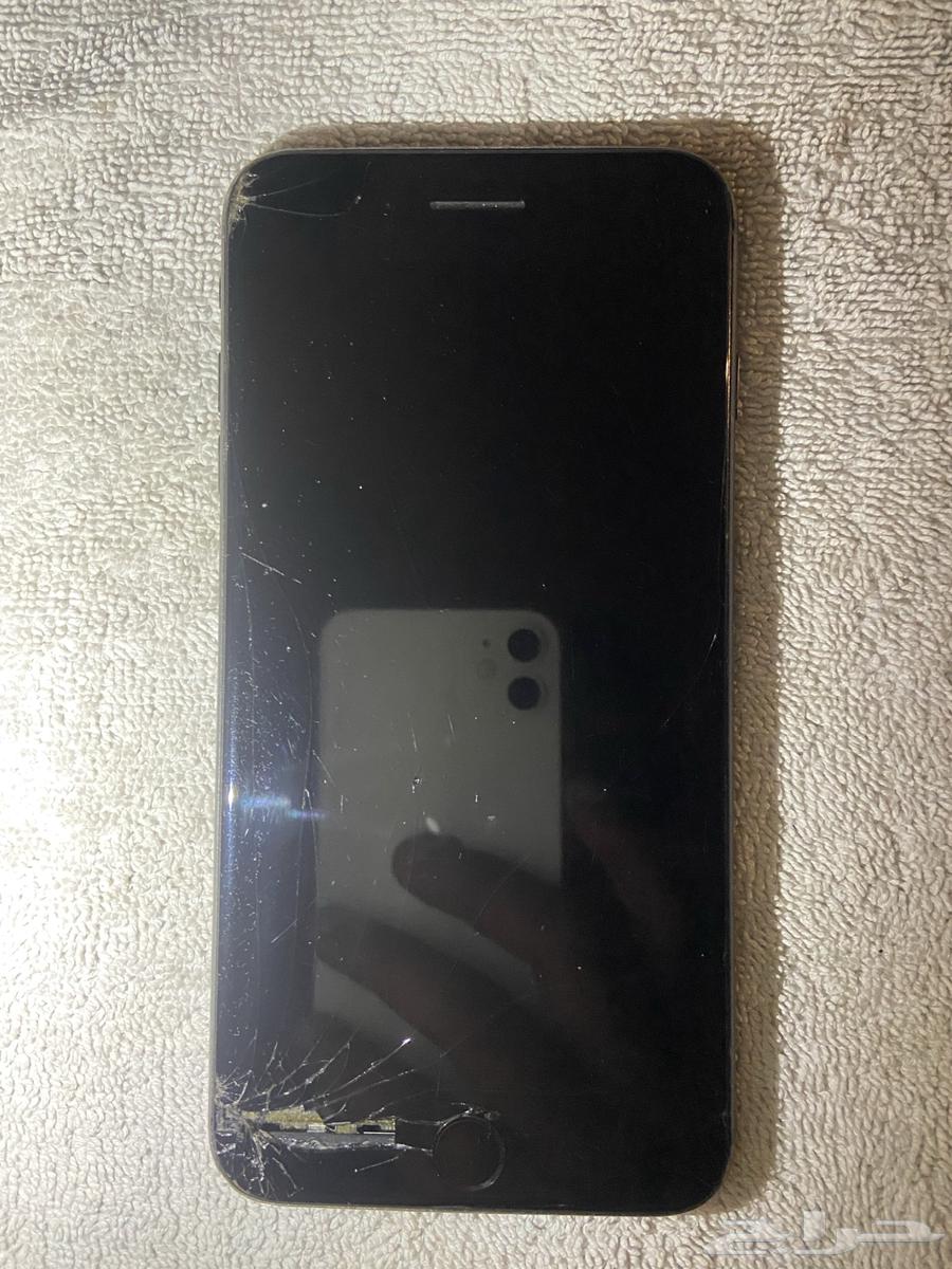 ايفون 8 بلس للبيع64219436027651111