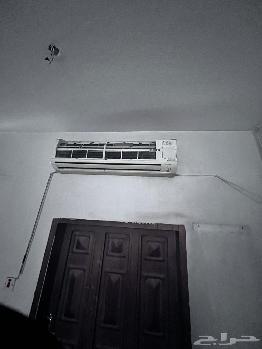 كنب للبيع ومكيف أسبلت سامسونج عطلان البيع جمله64211950071811114