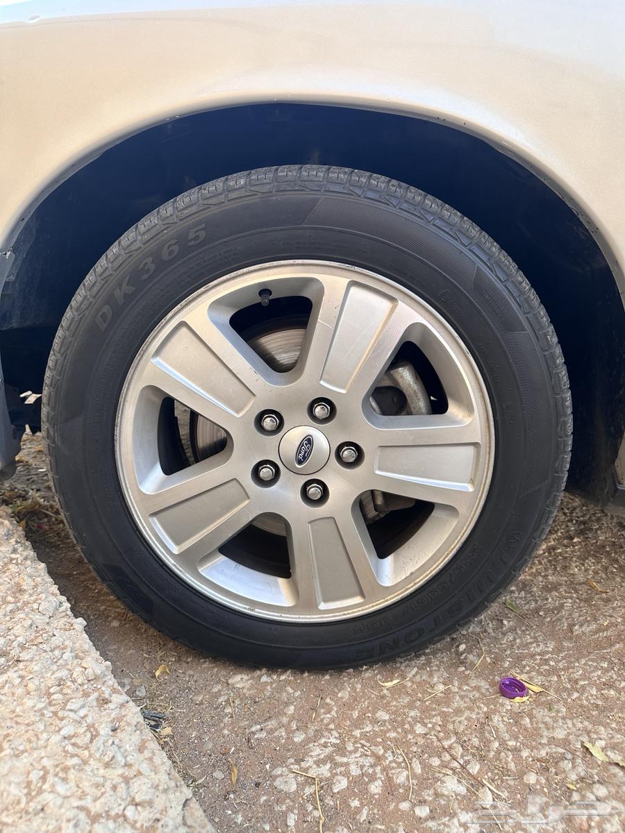 جنوط فورد فكتوريا نجمه مقاس 17 صيني64407880519555110