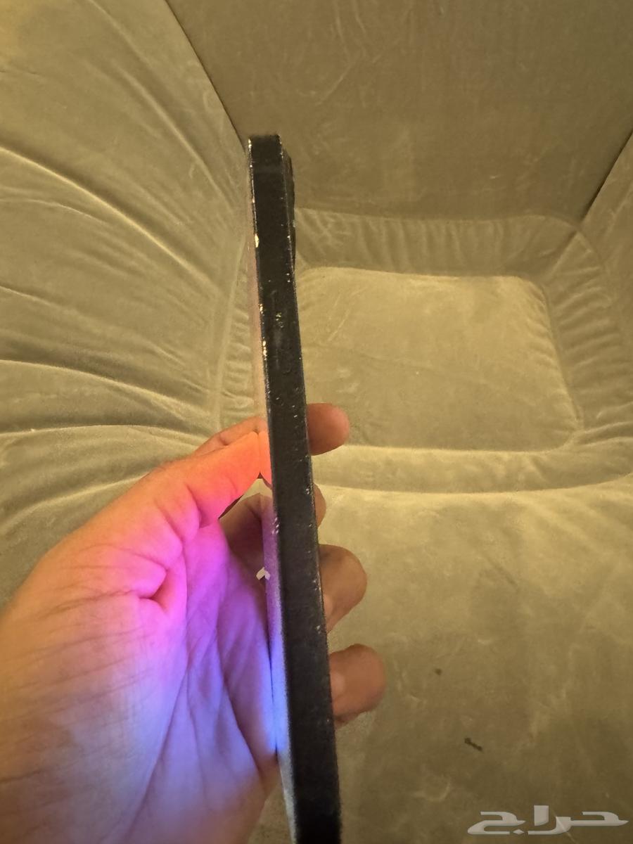 ايفون 13 مساحته 128 للبيع64218617881859111