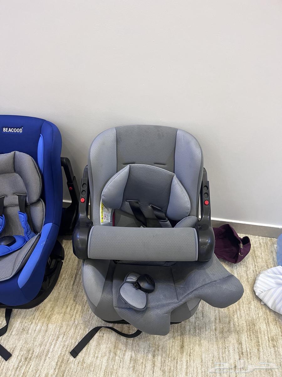 عدد (2) كرسي سياره للاطفال نظيف جدا لم يستخدم64218817376899111