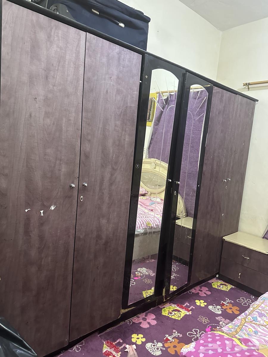 غرفه نوم وبوتاجاز وسفره للبيع64224108389891111