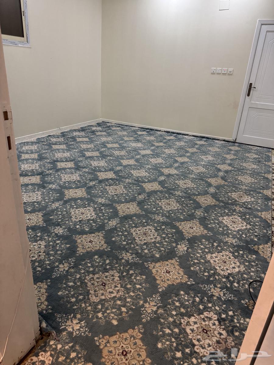 سجاد للبيع بـ 200 ريال64229640114306110