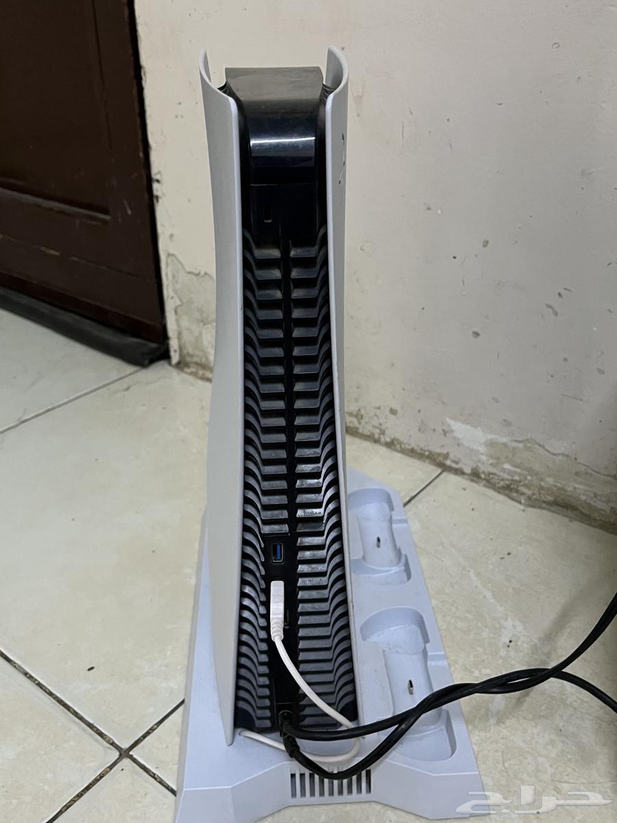 سوني فايف استخدام نضيف و جديد مع قاعده شحن يده على السوم64226758398850113