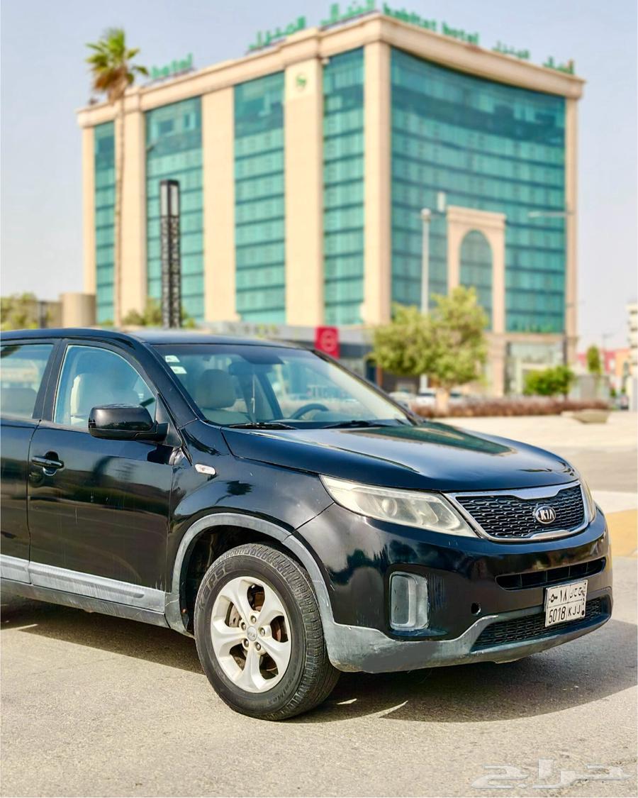 كيا سورنتو 2014 نص فل الجبر كاش او اقساط64403759860993111