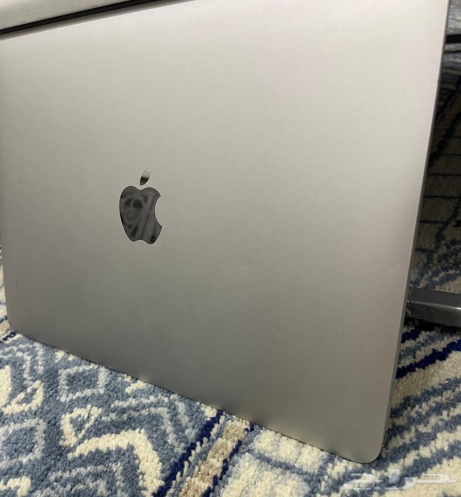 ماك بوك نظيف جدا  جدا  وشرط64224533682562114